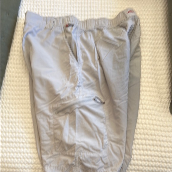 Simms Shorts - Picture 2 of 4